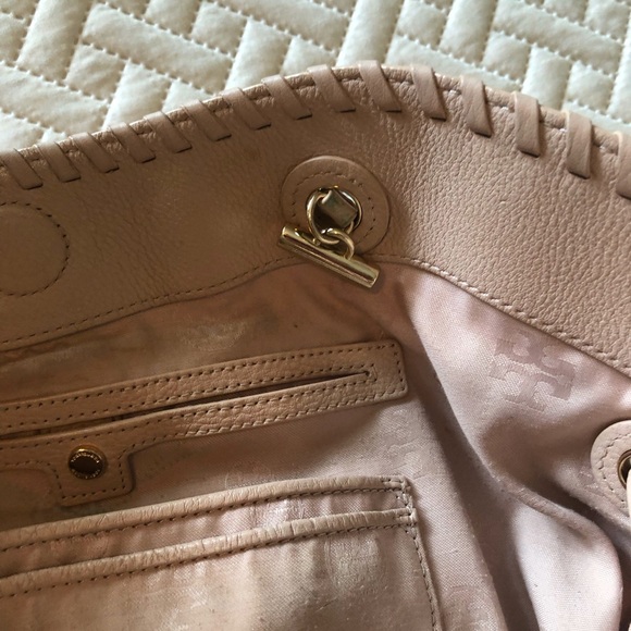Tory Burch leather tote 💗👜💗 - Picture 14 of 16